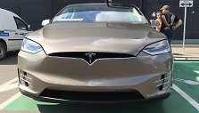 &bdquo;Tesla Model X&ldquo; Vilniuje