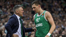 &Scaron;arūno Jasikevičiaus priekai&scaron;tai Edgarui Ulanovui