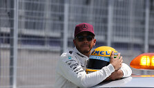 Lewisas Hamiltonas su Ayrtono Sennos &scaron;almu