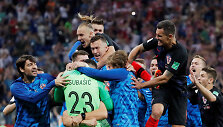 Kroatija po 11 metrų baudinių serijos 3:2 palaužė Daniją ir pateko į pasaulio čempionato ketvirtfinalį.