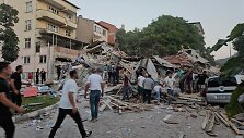 Žemės drebėjimo Vakarų Turkijoje padariniai / Ihlas News Agency / via REUTERS