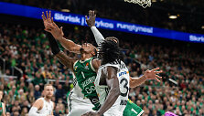 Lonnie Walker