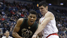  Giannis Antetokounmpo