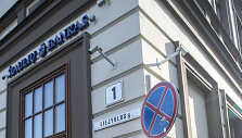 Eilės prie &Scaron;iaulių banko Vilniuje