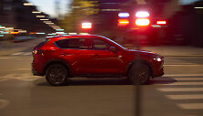 &bdquo;Mazda&ldquo; atnaujino populiarųjį miesto visureigį CX-5