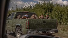 Ukrainiečių į nelaisvę paimti rusų karo belaisviai Kursko srityje