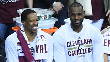 Channingas Frye ir LeBronas Jamesas