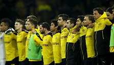 &bdquo;Borussia&ldquo; žaidėjai pagerbė per mačą mirusį sirgalių
