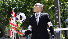 Protestas prie&scaron; pasaulio futbolo čempionatą