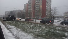 Apvirtęs automobilis Laisvės pr.