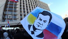 Plakatas su Viktoro Janukovyčiaus atvaizdu