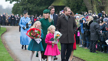 Autumn Phillips, Peteris Phillipsas su dukromis Savannah ir Isla