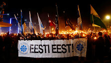 Nacionalistinės partijos EKRE surengtos eitynės su deglais Taline