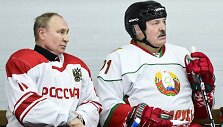 Vladimiras Putinas ir Aliaksandras Luka&scaron;enka / AP