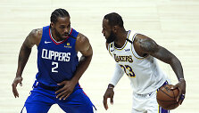 Kawhi Leonardas ir LeBronas Jamesas