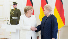 Dalia Grybauskaitė, Angela Merkel