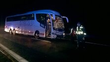 Magistralėje Kaunas &ndash; Klaipėda susidūrė autobusas ir &bdquo;Opel Vectra&ldquo;