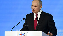 V.Putinas