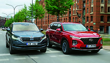 &bdquo;Hyundai Santa Fe&ldquo; prie&scaron; &bdquo;&Scaron;koda Kodiaq&ldquo;