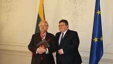 EP nariui Elmarui Brokui įteikta &bdquo;Lietuvos diplomatijos žvaigždė&ldquo;