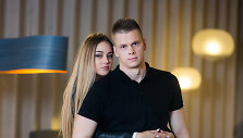 Danas Rap&scaron;ys ir jo sužadėtinė Jurinta