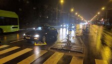 &bdquo;Toyotą&ldquo; ir kelio ženklus taranavęs vairuotojas spruko i&scaron; įvykio vietos