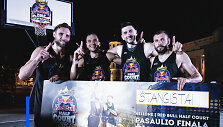 &bdquo;Red Bull Half Court&ldquo;