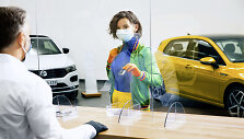 Automobilių salonas