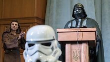 Ukrainos prezidento rinkimuose &ndash; &bdquo;Dartas Veideris&ldquo;