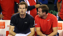 Andy Murray ir Leonas Smithas