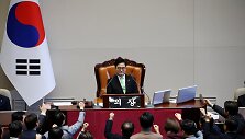 Kim Hong-Ji / REUTERS