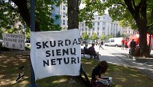 Protestuotojai prie Vyriausybės