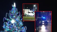 Policijos automobilis su Kalėdų Seneliu