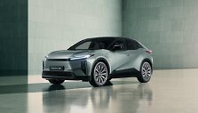 Toyota C-HR+