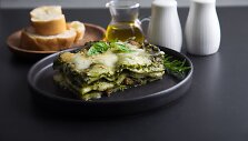 Lazanija su pesto ir sūriais