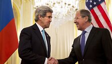 JAV sekretorius Johnas Kerry ir Rusijos užsienio reikalų ministras Sergejus Lavrovas