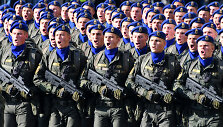 Karinis paradas Ukrainoje