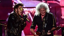 Adamas Lambertas ir Brianas May i&scaron; &bdquo;Queen&ldquo;