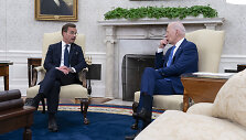 Joe Bidenas ir Ulfas Kristerssonas