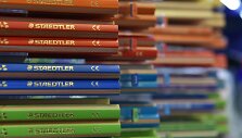 Spalvinimo knygų manija liudija apie visuomenės nesugebėjimą subręsti
