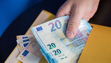 Banknotų iliustracijos