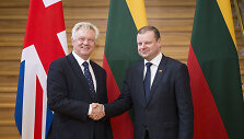 Davidas Davisas ir Saulius Skvernelis