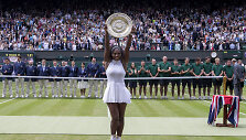 Serena Williams septintą kartą tapo Vimldono čempione ir pakartojo rekordą