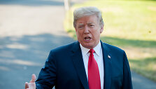 Donaldas Trumpas prie&scaron; kelionę į Europą