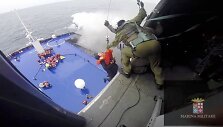 Gelbėjami degančio &bdquo;Norman Atlantic&ldquo; kelto keleiviai