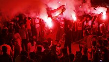 Birželio 8 diena. Kurdai Turkijoje &scaron;venčia rinkimų rezultatus