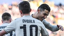 Paulo Dybala ir Cristiano Ronaldo