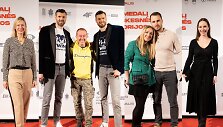 Gabija Jaraminaitė, broliai Lavrinovičiai, Džiugas Siaurusaitis, Baiba Skurstenė-Serdiukė su vyru Mykolu Serdiuku, Valda Bičkutė