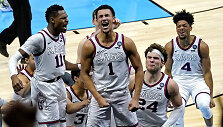 &bdquo;Gonzaga Bulldogs&ldquo; trumfas po pergalingo metimo