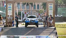 &bdquo;Agorodeo&ldquo; ant podiumo